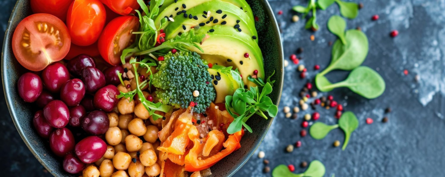 vegan-food-leipzig-vegan-lifestyle-bowl-fruit-vegetables